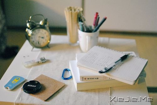 晚安心语：你不懂我的沉默，又怎么会懂我的难过 (8)